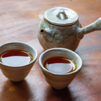 🍂 Червоний Інде #1 (Інь Хун Цзінь Хао) — чудовий зразок гуандунського чаю з високим вмістом бруньок.