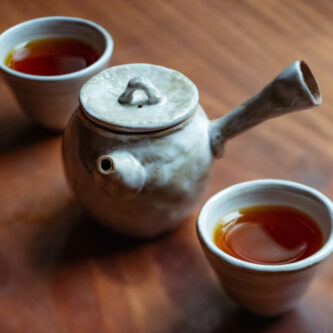🍂 Червоний Інде #1 — чудовий зразок гуандунського чаю з високим вмістом бруньок.